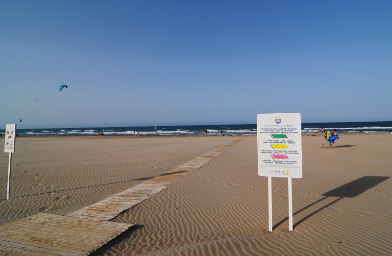 Apartamentos Gandia Playa De L'Ahuir 3000 エクステリア 写真
